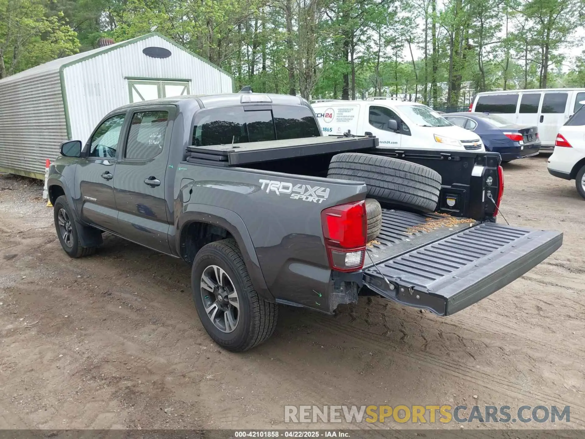 3 fotografías del automóvil dañado 3TMCZ5AN7KM198876 TOYOTA TACOMA 2019