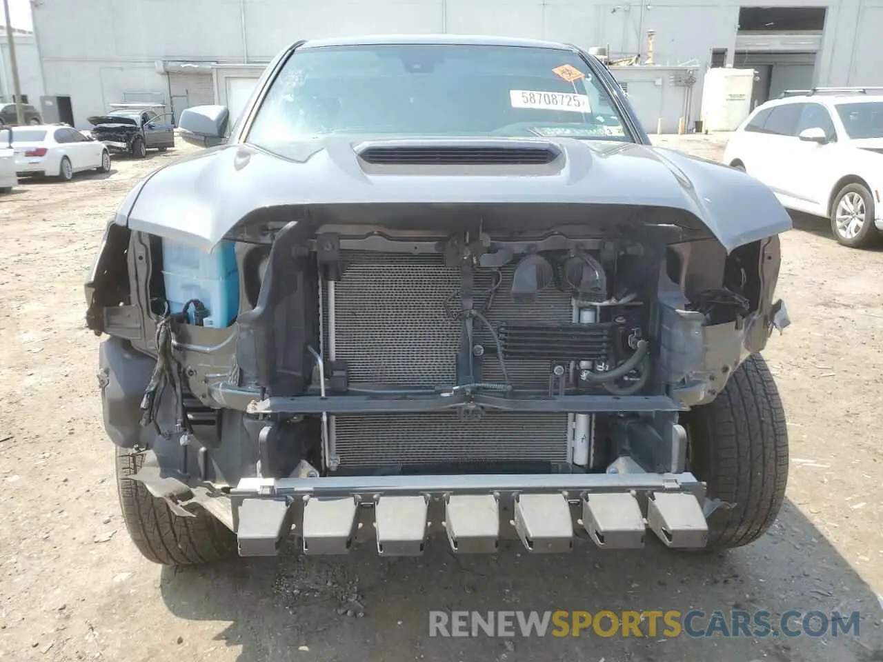 5 fotografías del automóvil dañado 3TMCZ5AN7KM218964 TOYOTA TACOMA 2019