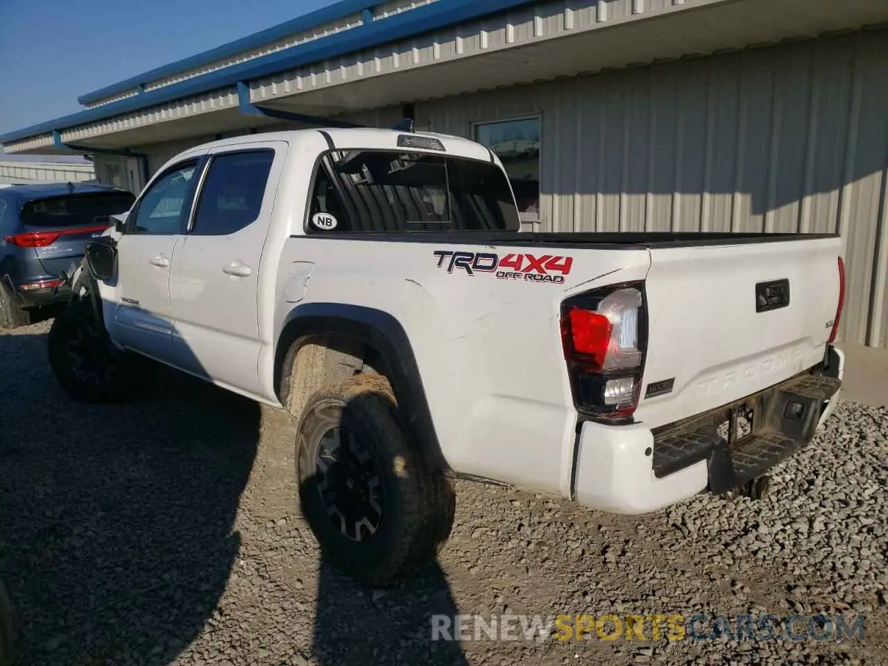 3 fotografías del automóvil dañado 3TMCZ5AN7KM222657 TOYOTA TACOMA 2019