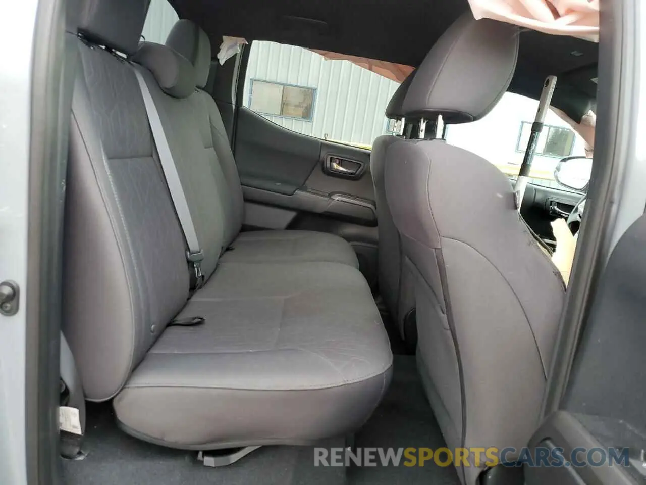 11 fotografías del automóvil dañado 3TMCZ5AN7KM224599 TOYOTA TACOMA 2019