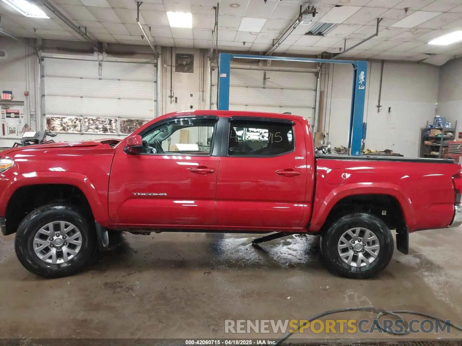 15 fotografías del automóvil dañado 3TMCZ5AN7KM232265 TOYOTA TACOMA 2019