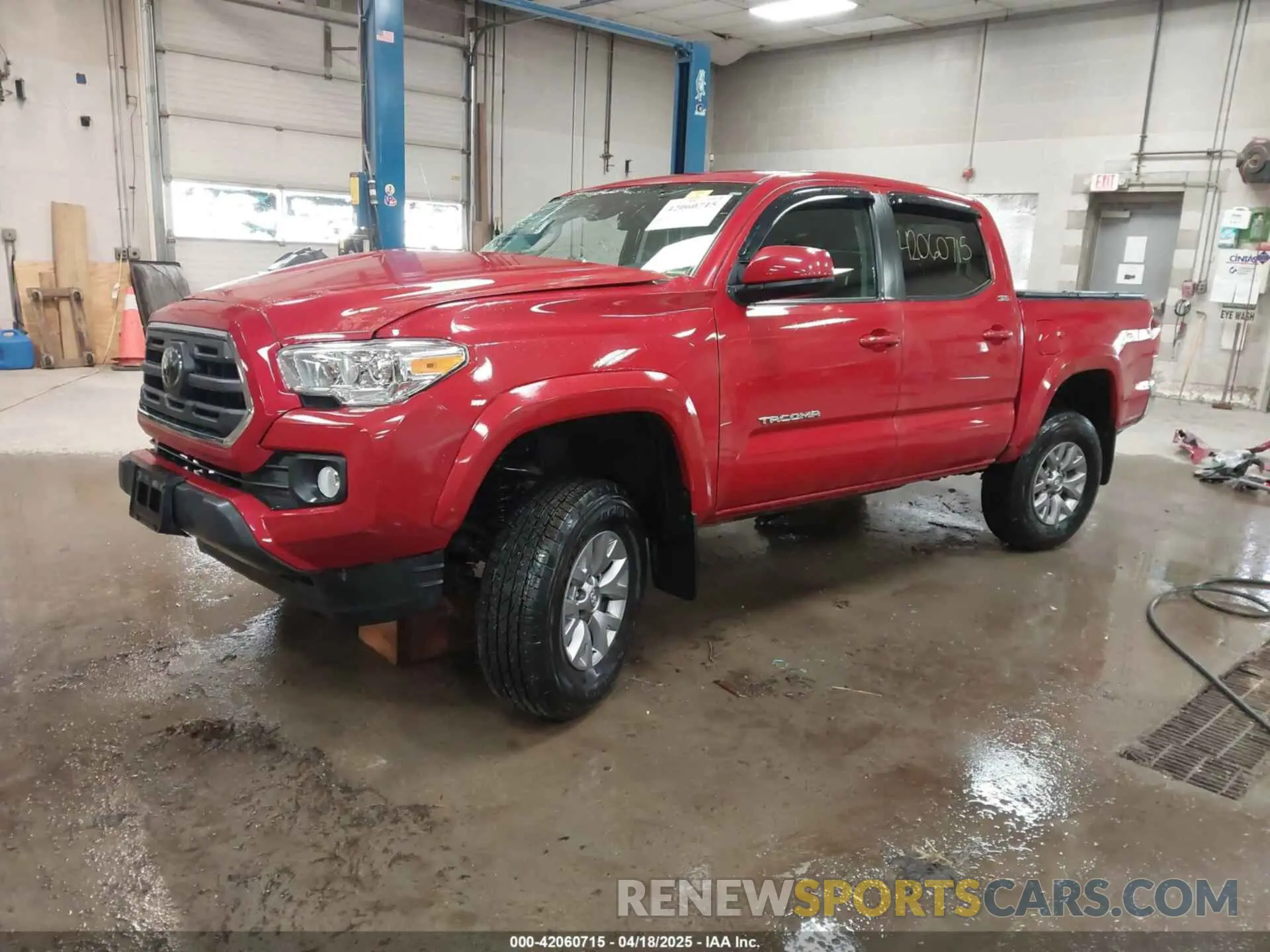 2 fotografías del automóvil dañado 3TMCZ5AN7KM232265 TOYOTA TACOMA 2019