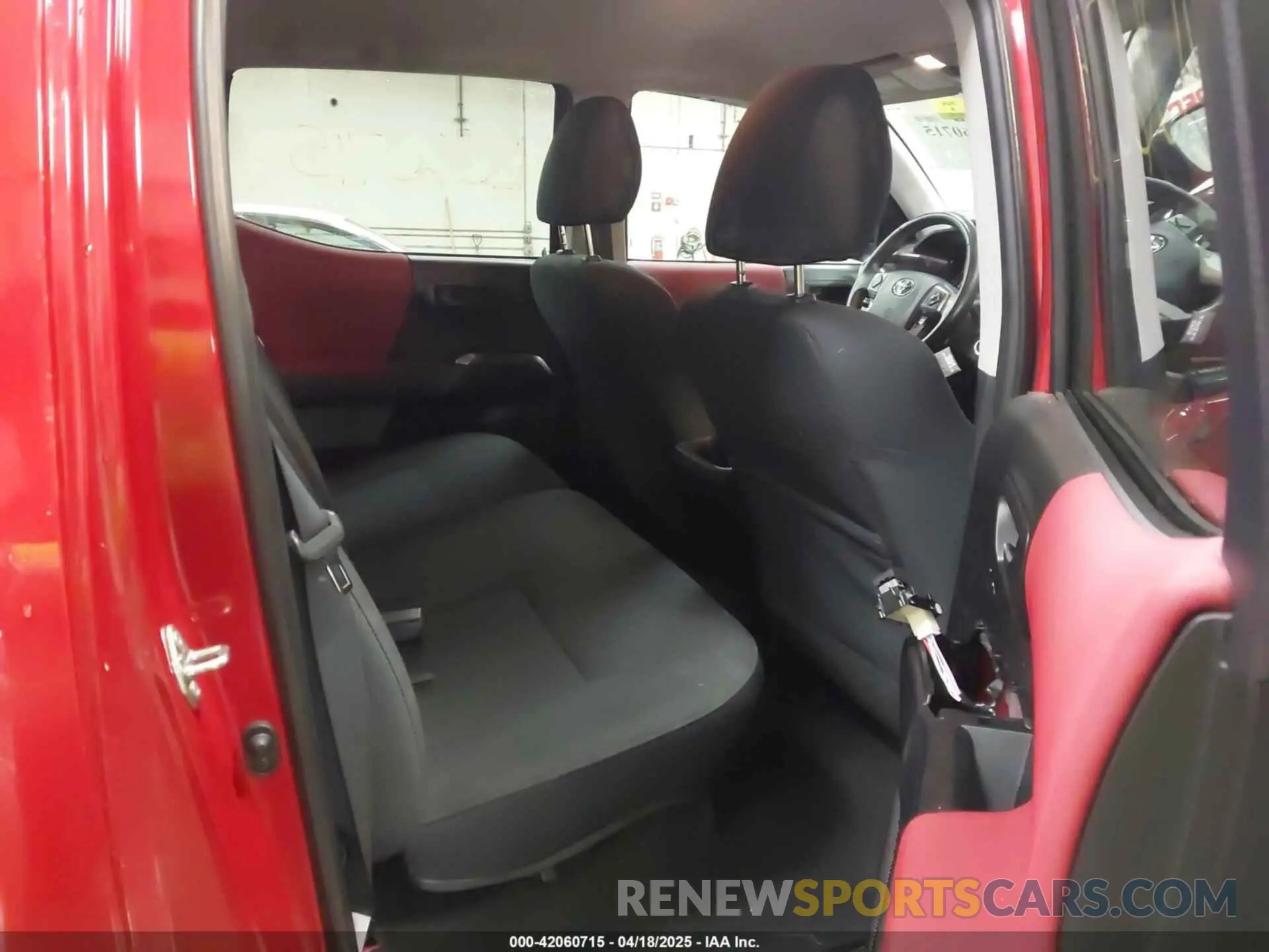 8 fotografías del automóvil dañado 3TMCZ5AN7KM232265 TOYOTA TACOMA 2019