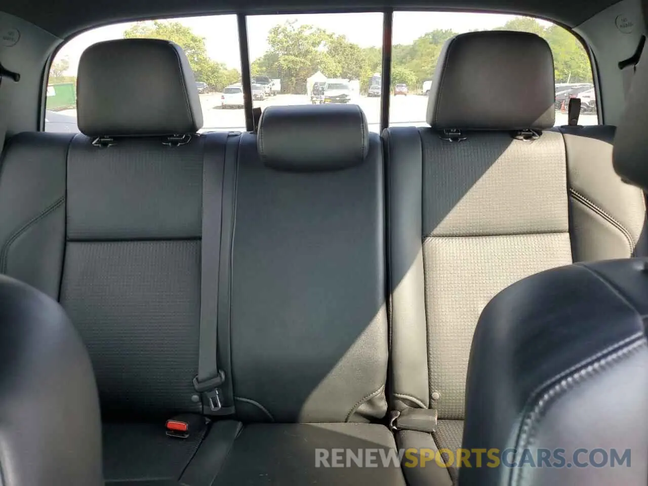 10 fotografías del automóvil dañado 3TMCZ5AN7KM279134 TOYOTA TACOMA 2019
