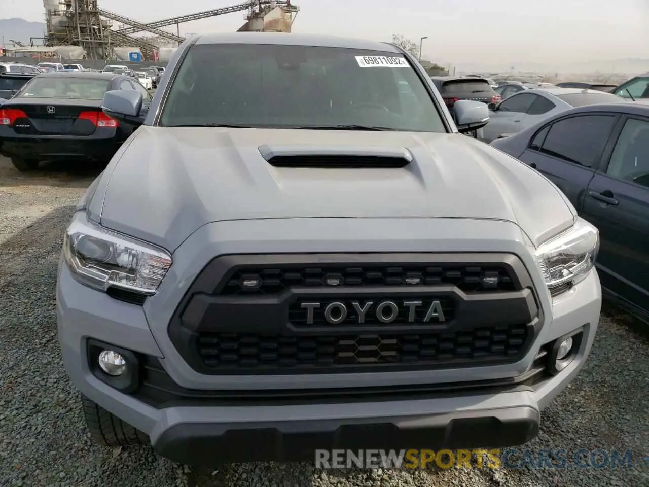 5 fotografías del automóvil dañado 3TMCZ5AN7KM279716 TOYOTA TACOMA 2019