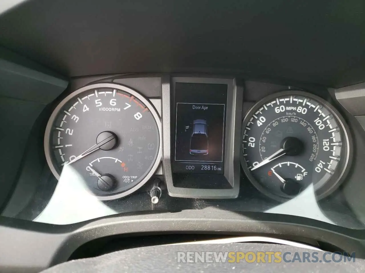 9 fotografías del automóvil dañado 3TMCZ5AN7KM279716 TOYOTA TACOMA 2019