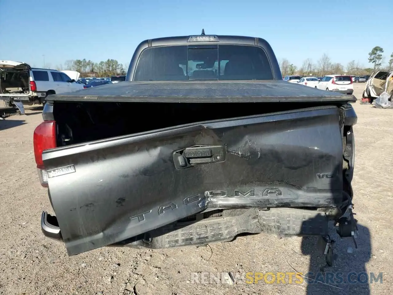 6 fotografías del automóvil dañado 3TMCZ5AN7KM287170 TOYOTA TACOMA 2019