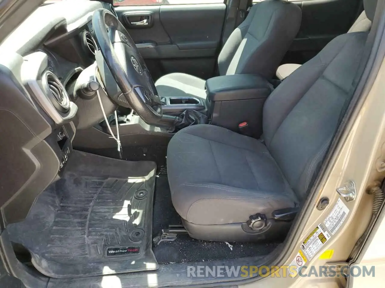 7 fotografías del automóvil dañado 3TMCZ5AN8KM190687 TOYOTA TACOMA 2019