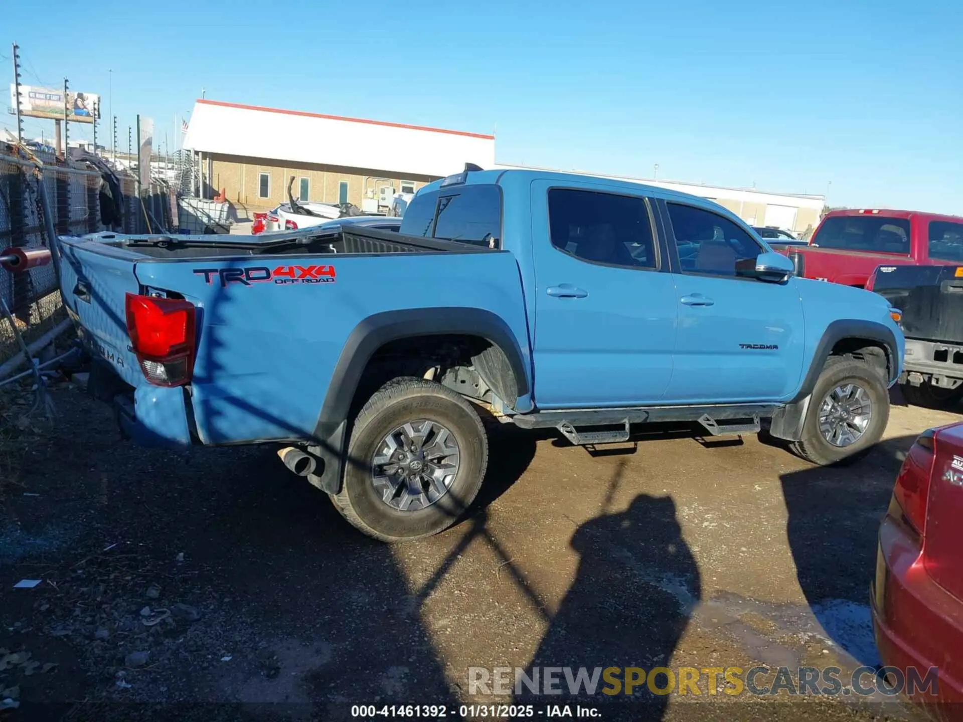 13 fotografías del automóvil dañado 3TMCZ5AN8KM192469 TOYOTA TACOMA 2019