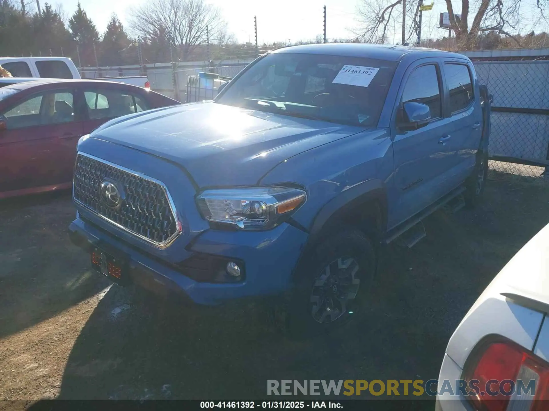 2 fotografías del automóvil dañado 3TMCZ5AN8KM192469 TOYOTA TACOMA 2019