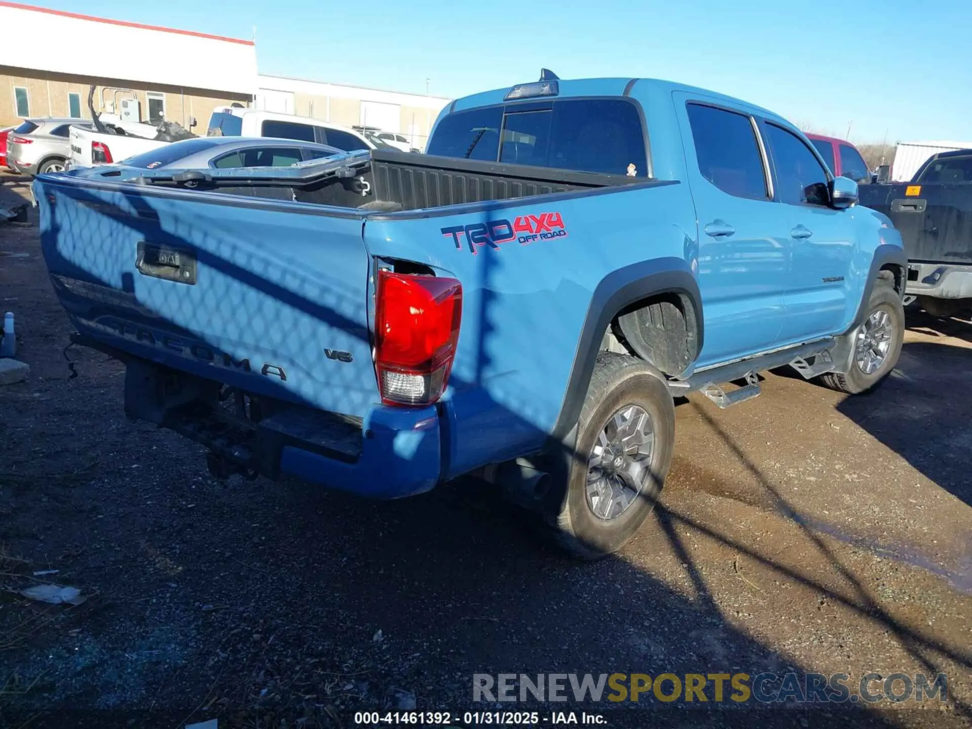 4 fotografías del automóvil dañado 3TMCZ5AN8KM192469 TOYOTA TACOMA 2019