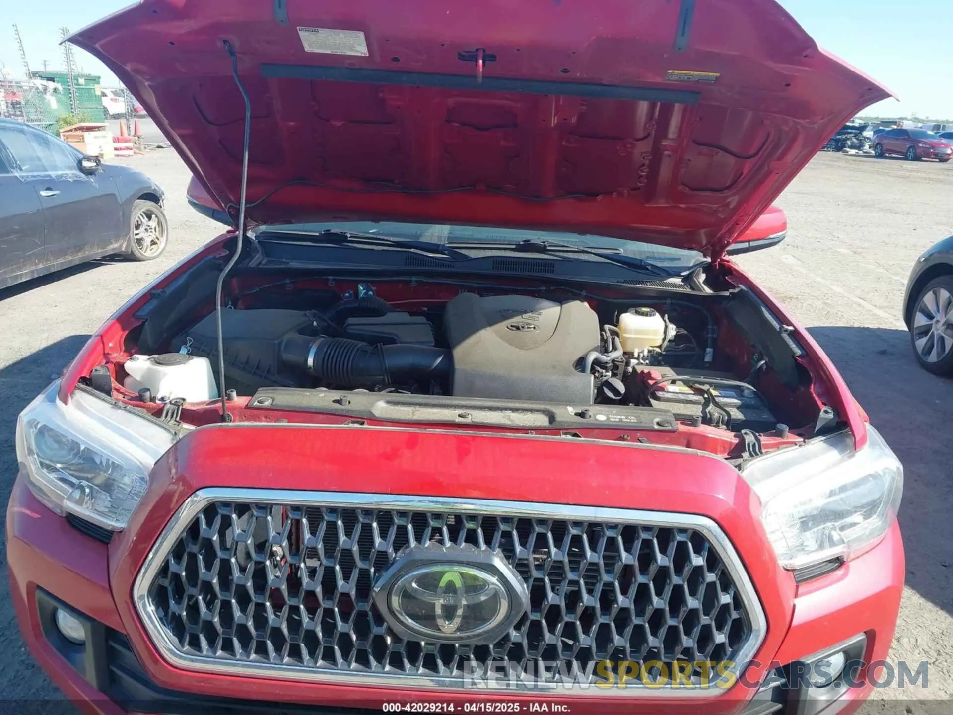 10 fotografías del automóvil dañado 3TMCZ5AN8KM259474 TOYOTA TACOMA 2019