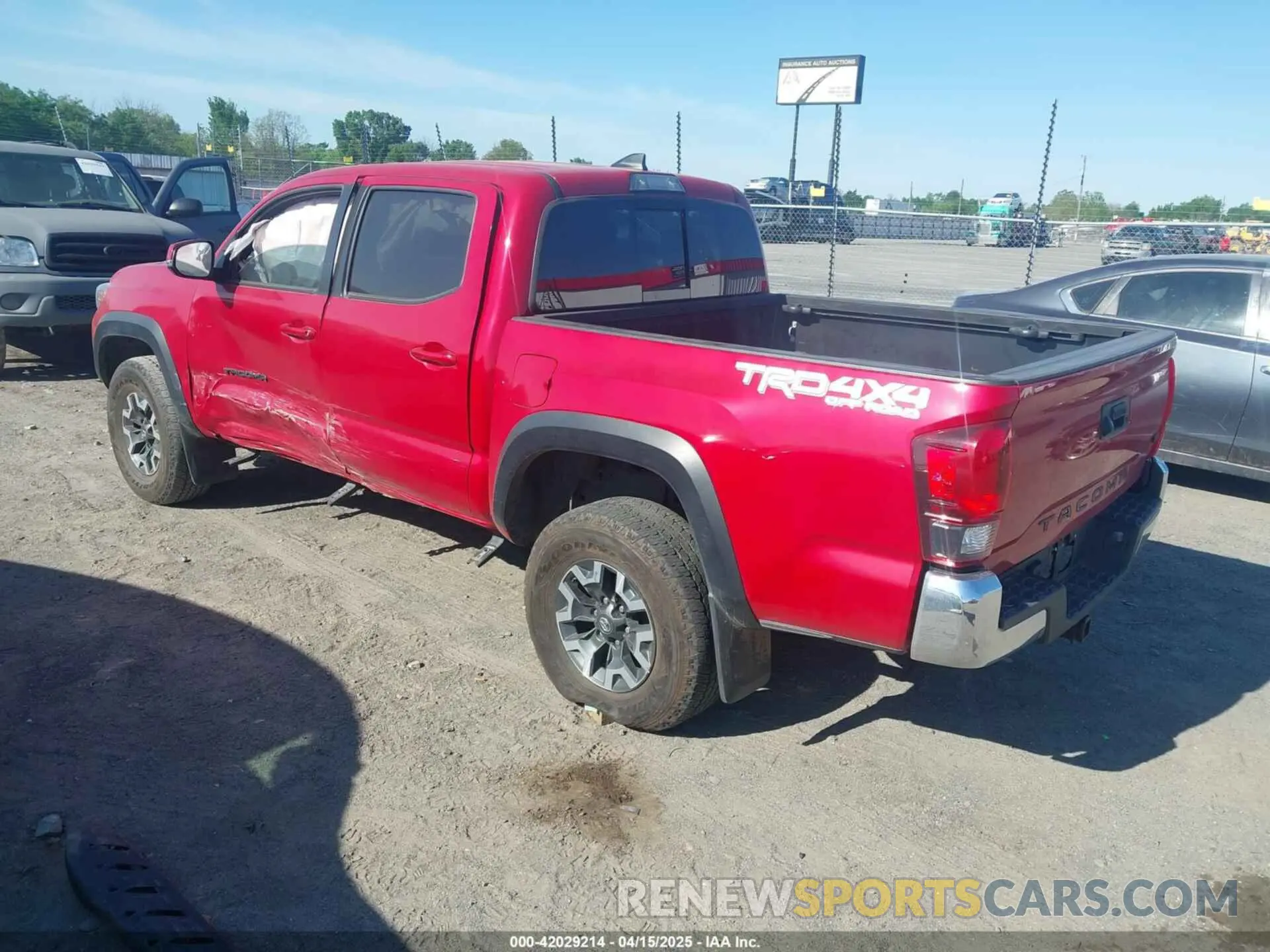 3 fotografías del automóvil dañado 3TMCZ5AN8KM259474 TOYOTA TACOMA 2019