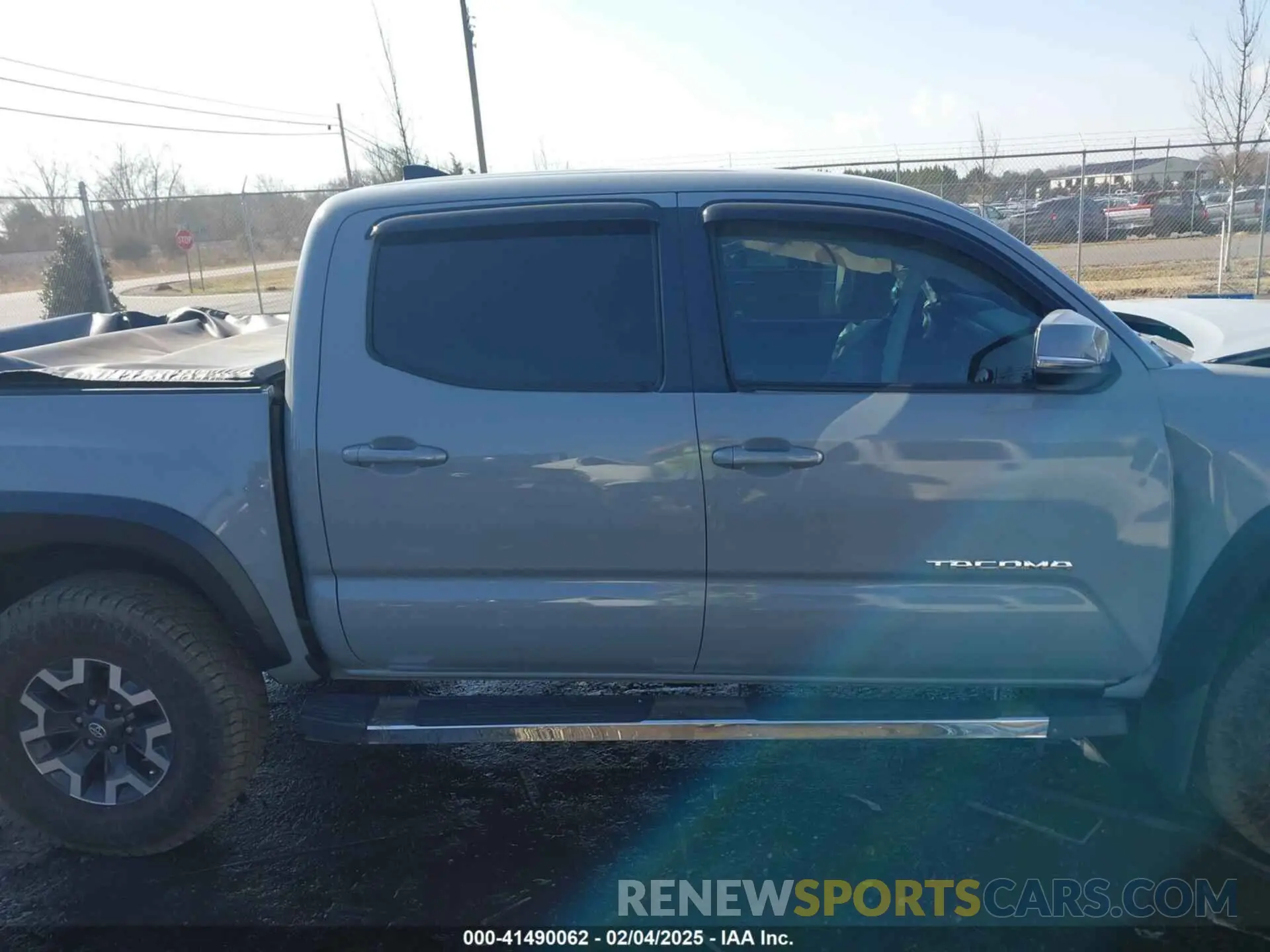 13 fotografías del automóvil dañado 3TMCZ5AN8KM268854 TOYOTA TACOMA 2019