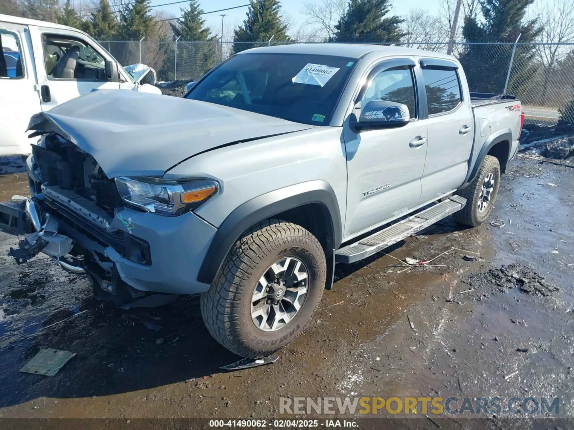 2 fotografías del automóvil dañado 3TMCZ5AN8KM268854 TOYOTA TACOMA 2019