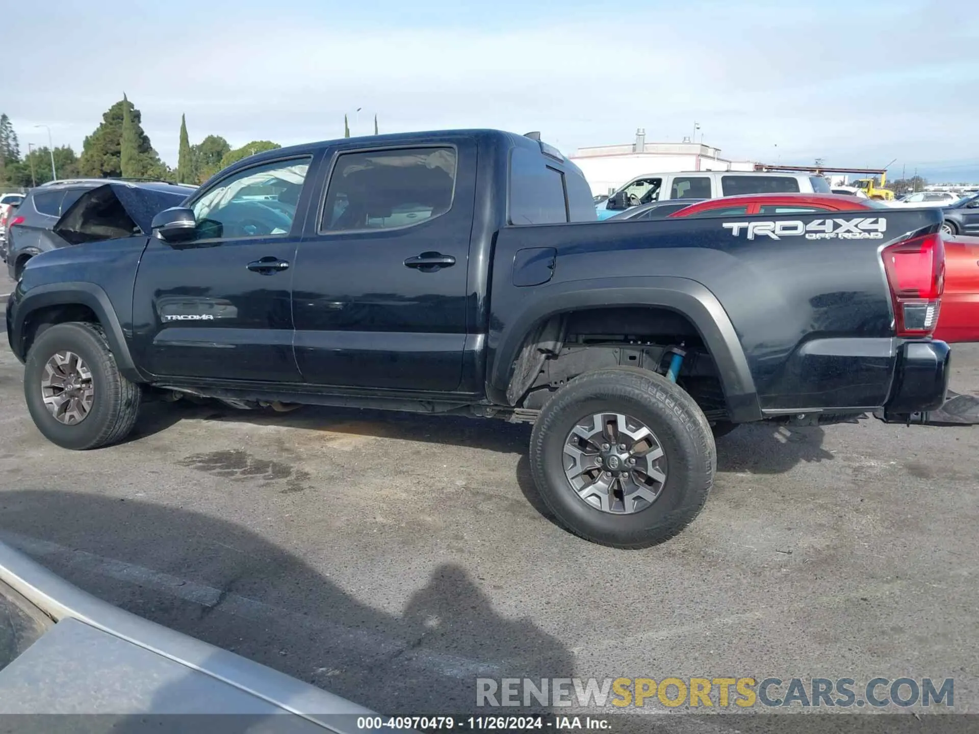 13 fotografías del automóvil dañado 3TMCZ5AN9KM193792 TOYOTA TACOMA 2019