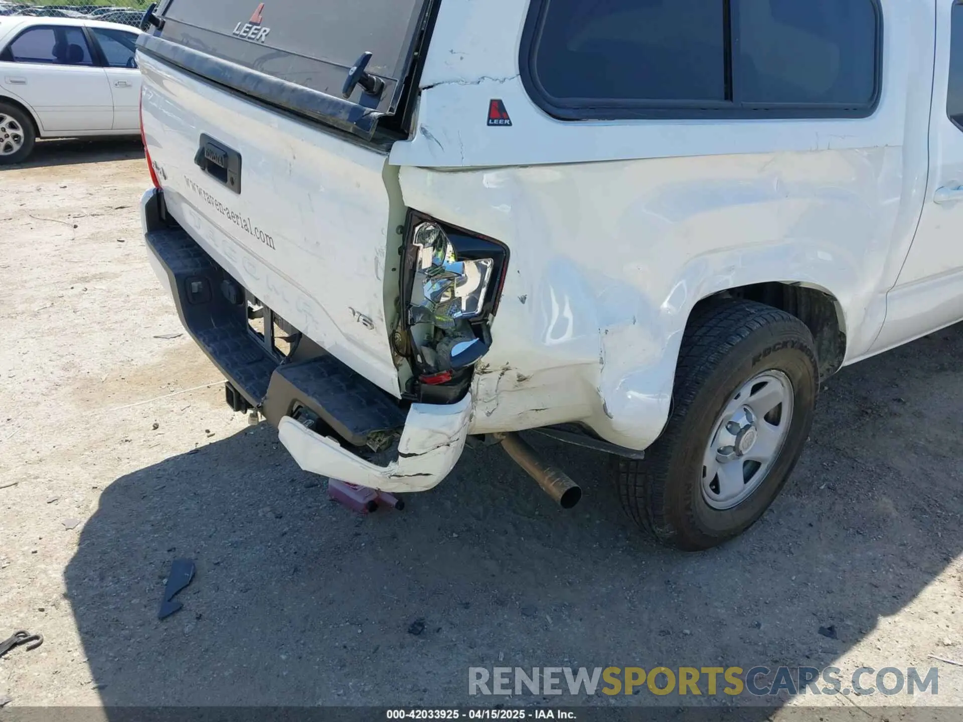6 fotografías del automóvil dañado 3TMCZ5AN9KM211420 TOYOTA TACOMA 2019