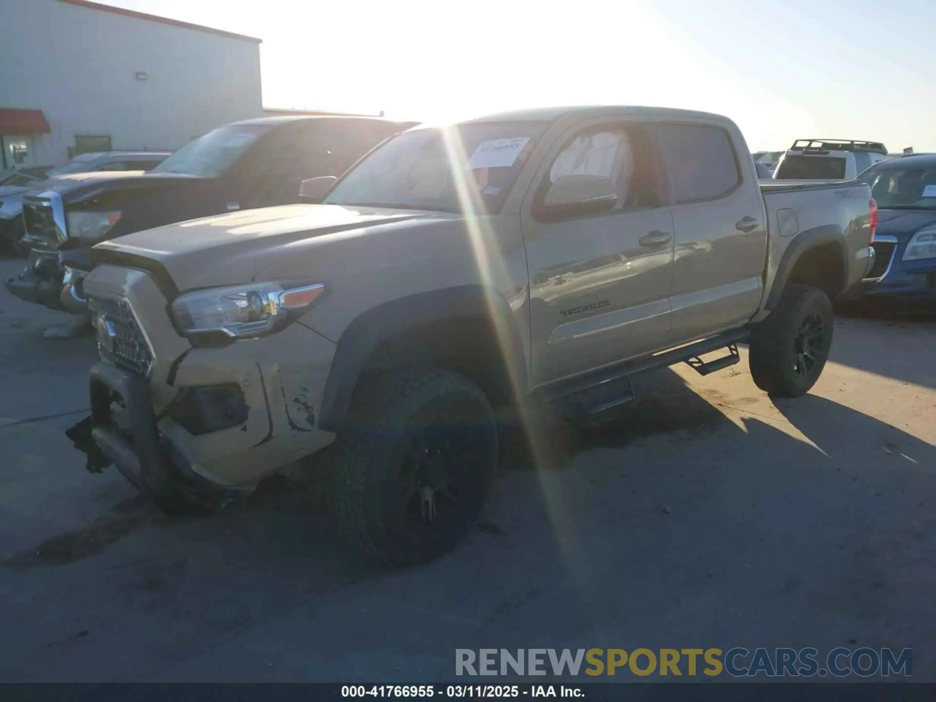 2 fotografías del automóvil dañado 3TMCZ5AN9KM214768 TOYOTA TACOMA 2019