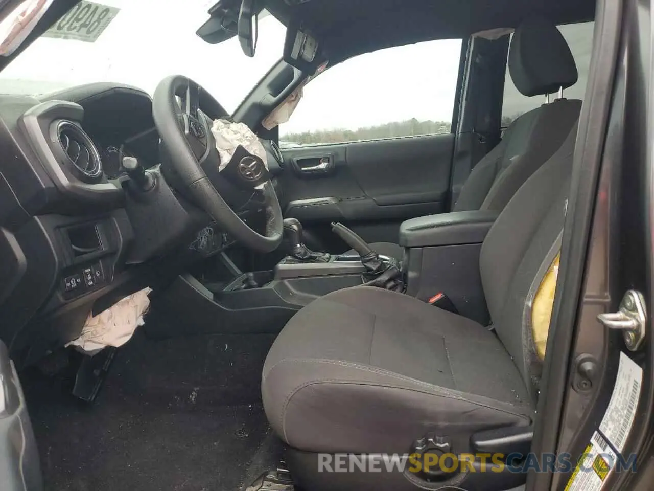 7 fotografías del automóvil dañado 3TMCZ5AN9KM226774 TOYOTA TACOMA 2019