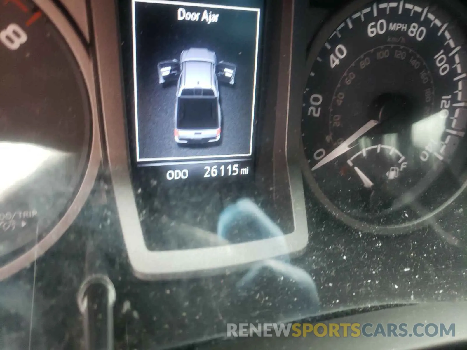 8 fotografías del automóvil dañado 3TMCZ5AN9KM251075 TOYOTA TACOMA 2019