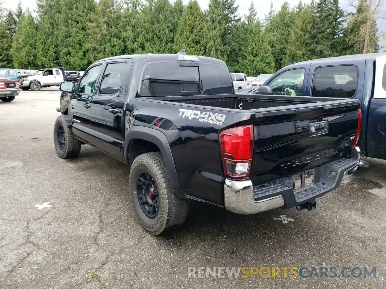 2 fotografías del automóvil dañado 3TMCZ5AN9KM262092 TOYOTA TACOMA 2019