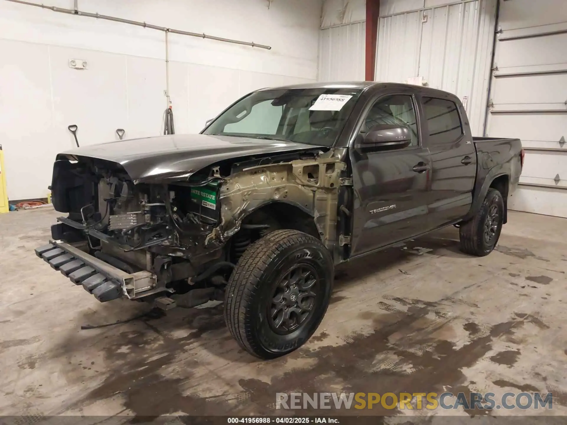 2 fotografías del automóvil dañado 3TMCZ5AN9KM275537 TOYOTA TACOMA 2019