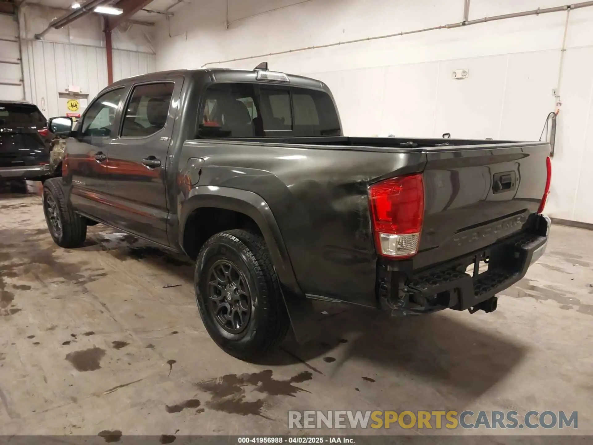 3 fotografías del automóvil dañado 3TMCZ5AN9KM275537 TOYOTA TACOMA 2019