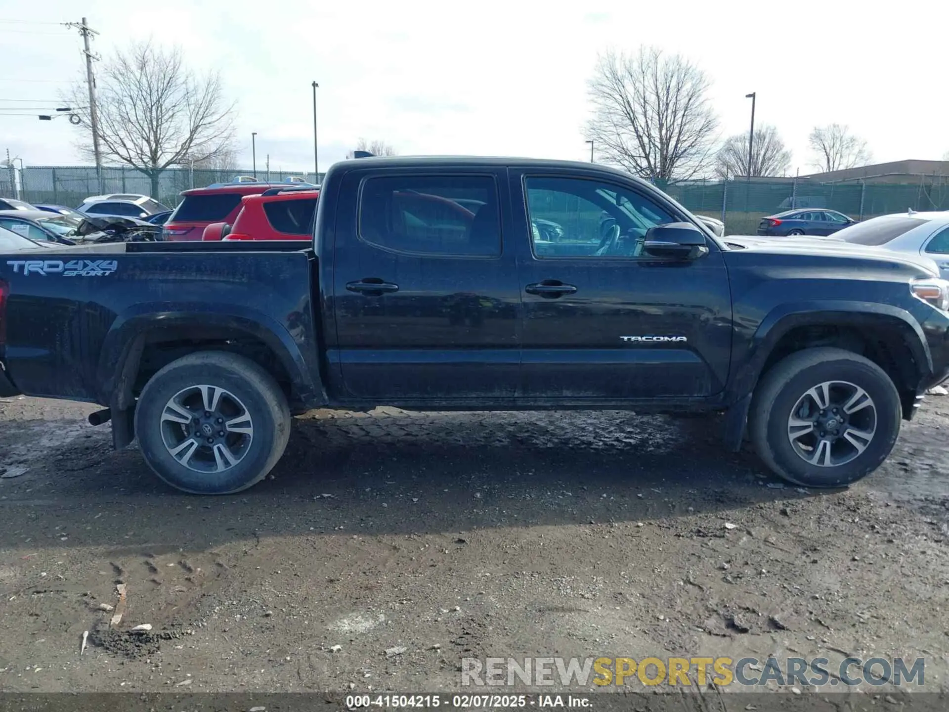 12 fotografías del automóvil dañado 3TMCZ5ANXKM200572 TOYOTA TACOMA 2019