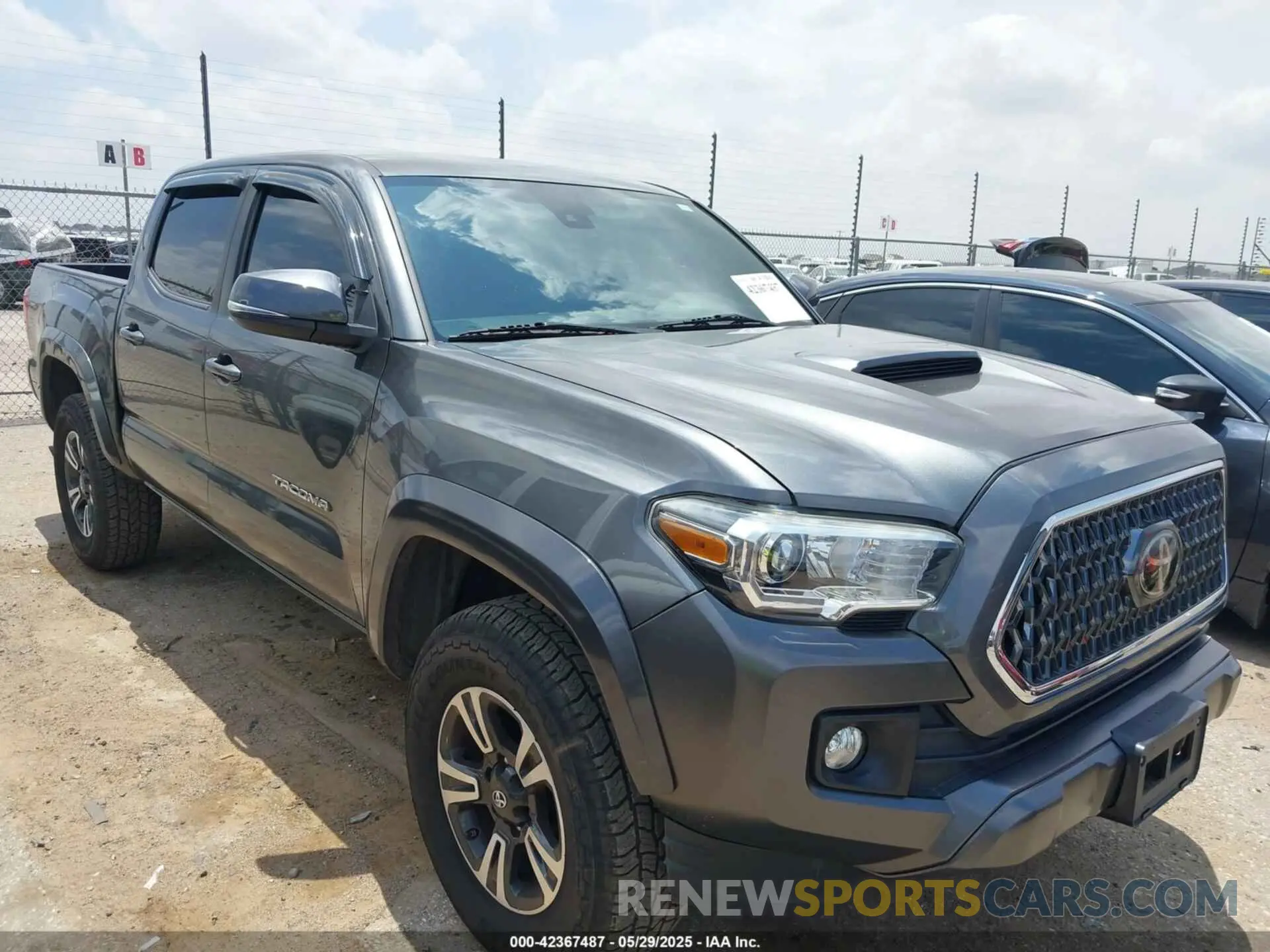 1 fotografías del automóvil dañado 3TMCZ5ANXKM251084 TOYOTA TACOMA 2019