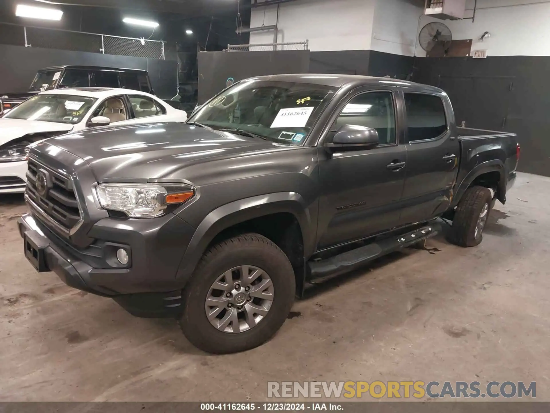 2 fotografías del automóvil dañado 3TMCZ5ANXKM264546 TOYOTA TACOMA 2019