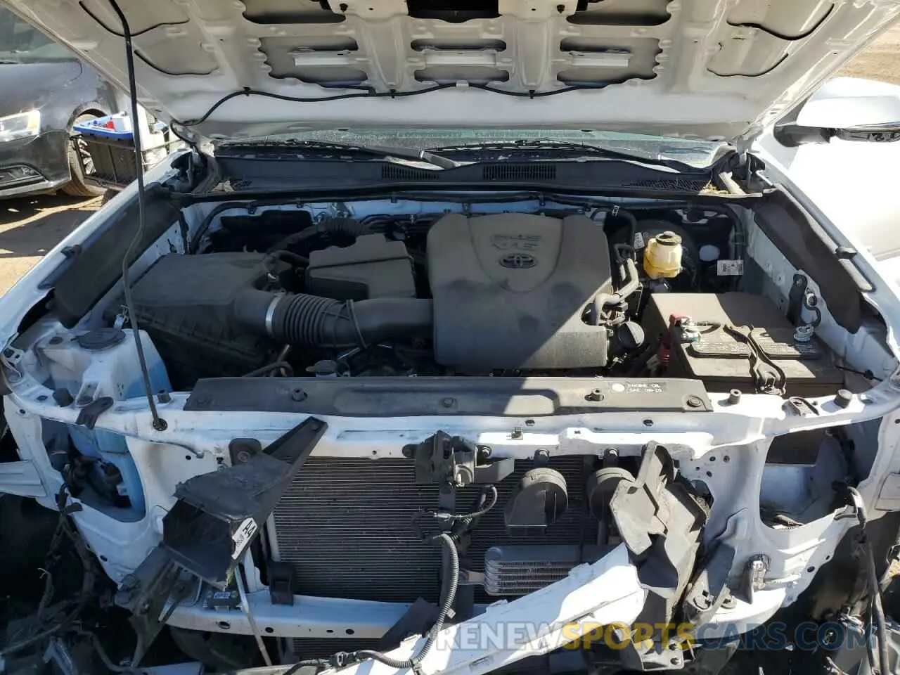 11 fotografías del automóvil dañado 3TMCZ5ANXKM266801 TOYOTA TACOMA 2019