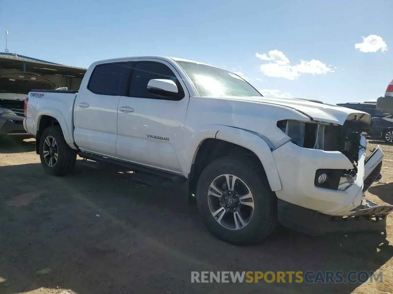 4 fotografías del automóvil dañado 3TMCZ5ANXKM266801 TOYOTA TACOMA 2019