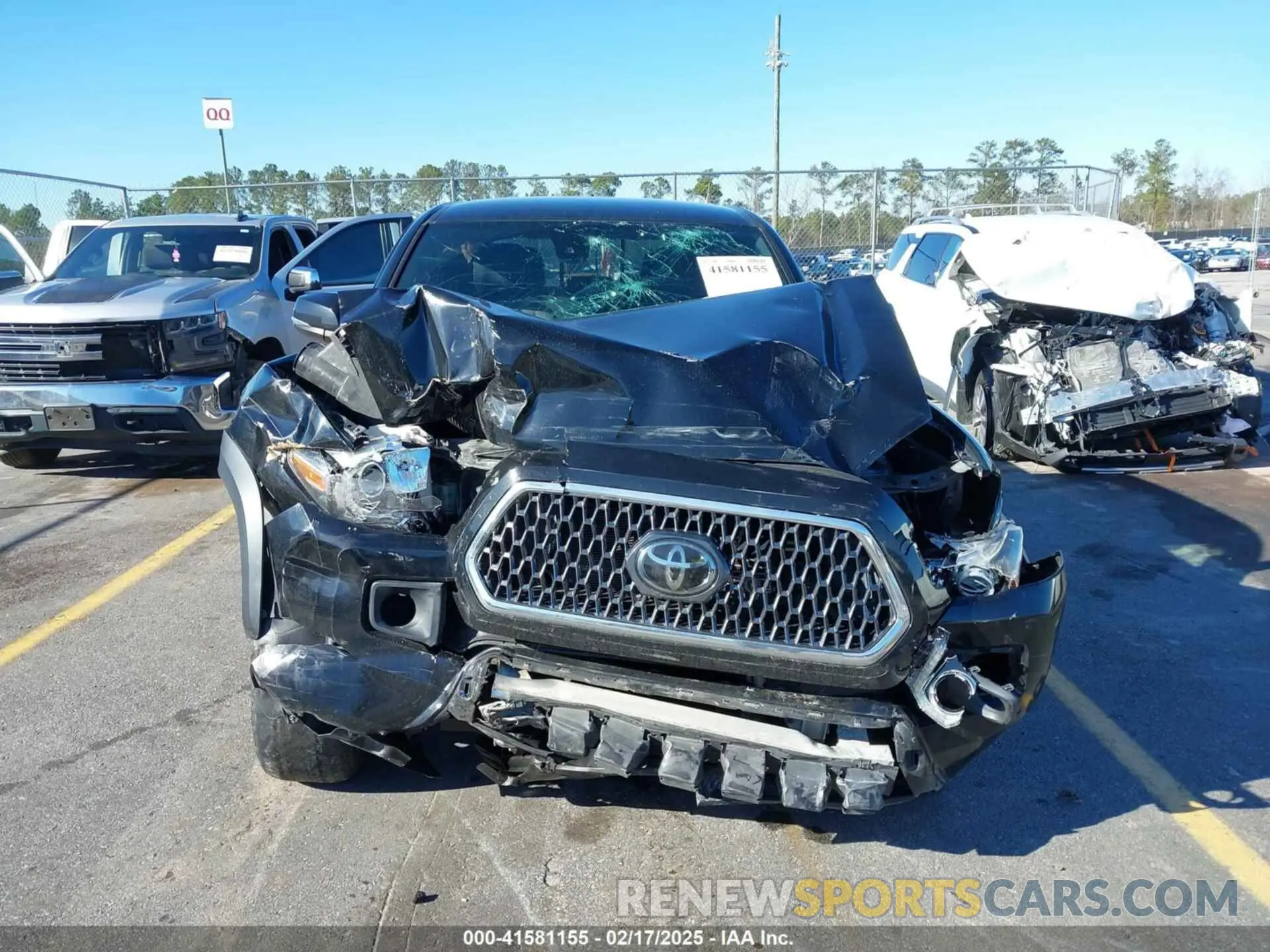 12 fotografías del automóvil dañado 3TMCZ5ANXKM267043 TOYOTA TACOMA 2019