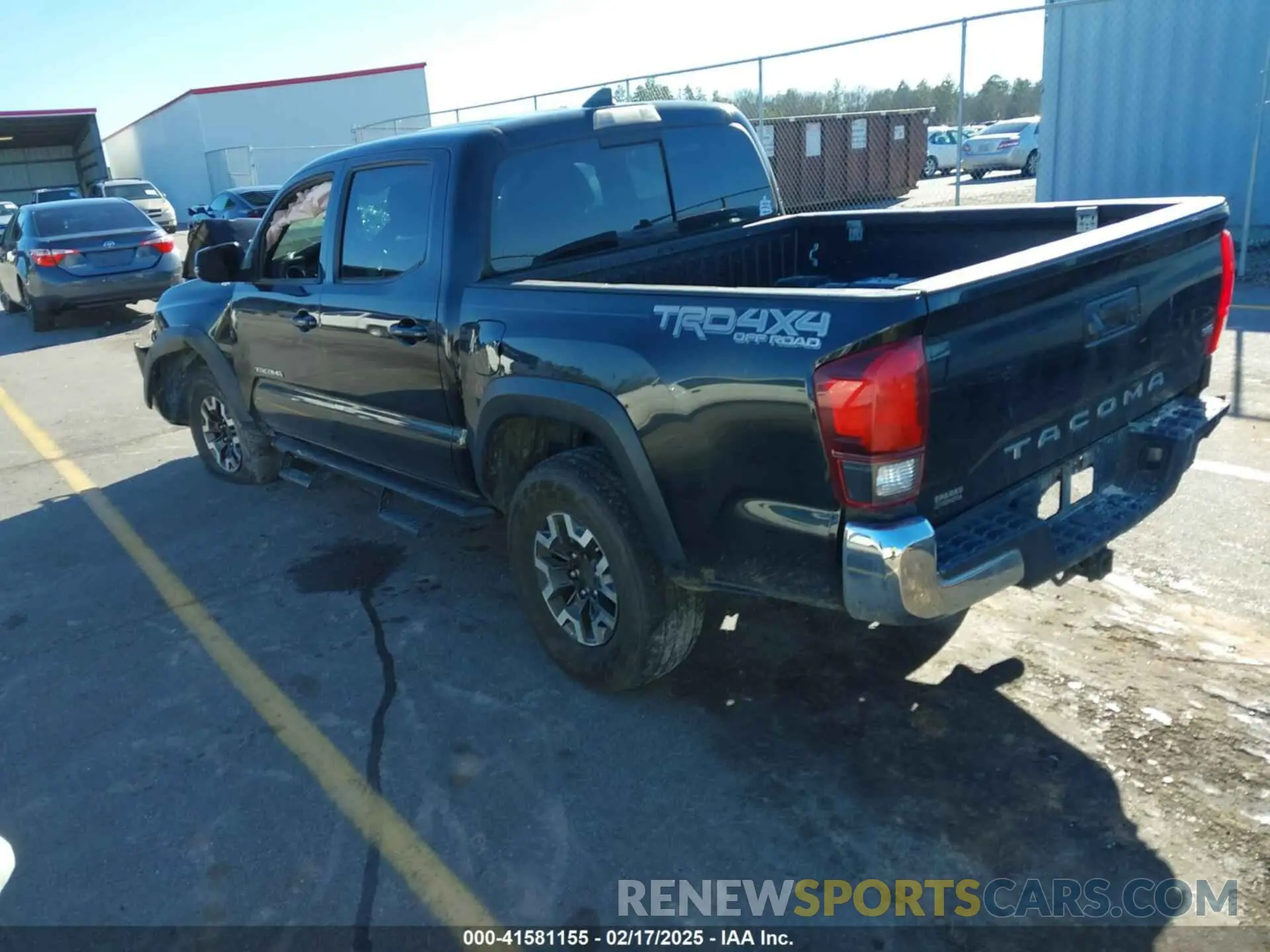 3 fotografías del automóvil dañado 3TMCZ5ANXKM267043 TOYOTA TACOMA 2019