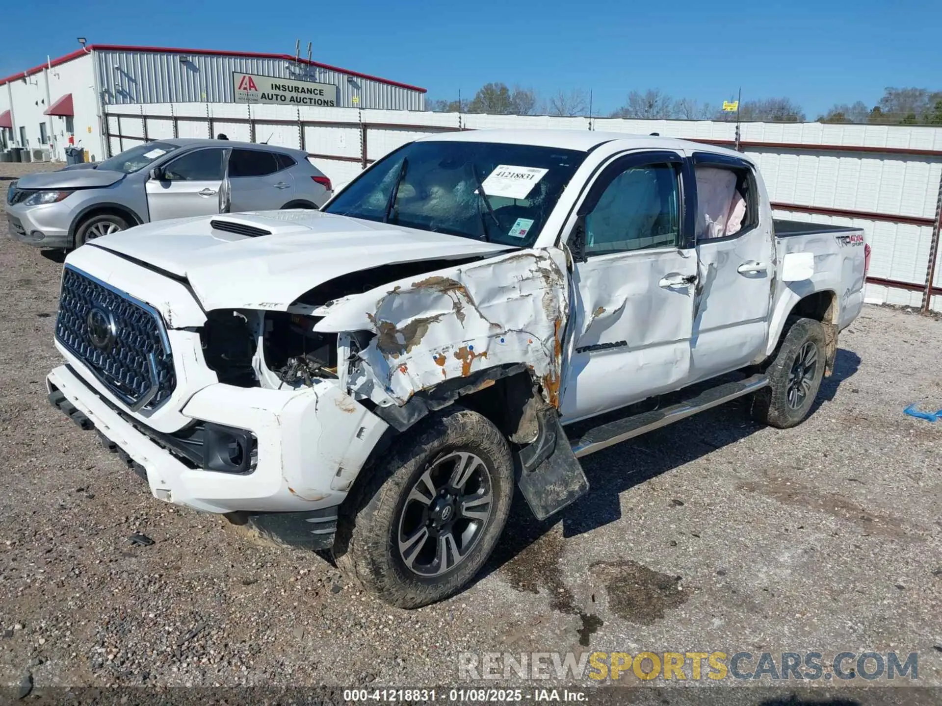 2 fotografías del automóvil dañado 3TMCZ5ANXKM286403 TOYOTA TACOMA 2019