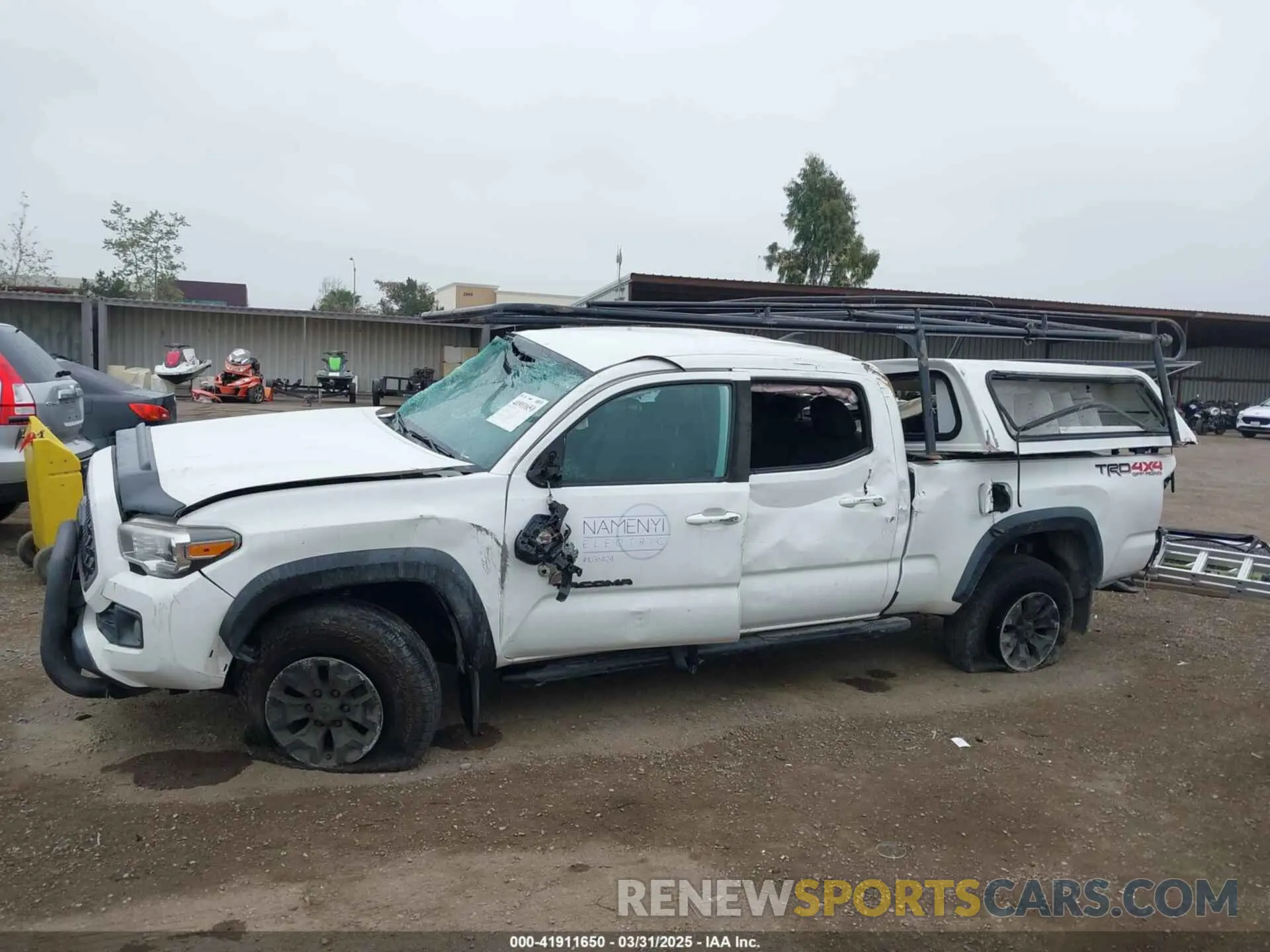 14 fotografías del automóvil dañado 3TMDZ5BN0KM069526 TOYOTA TACOMA 2019