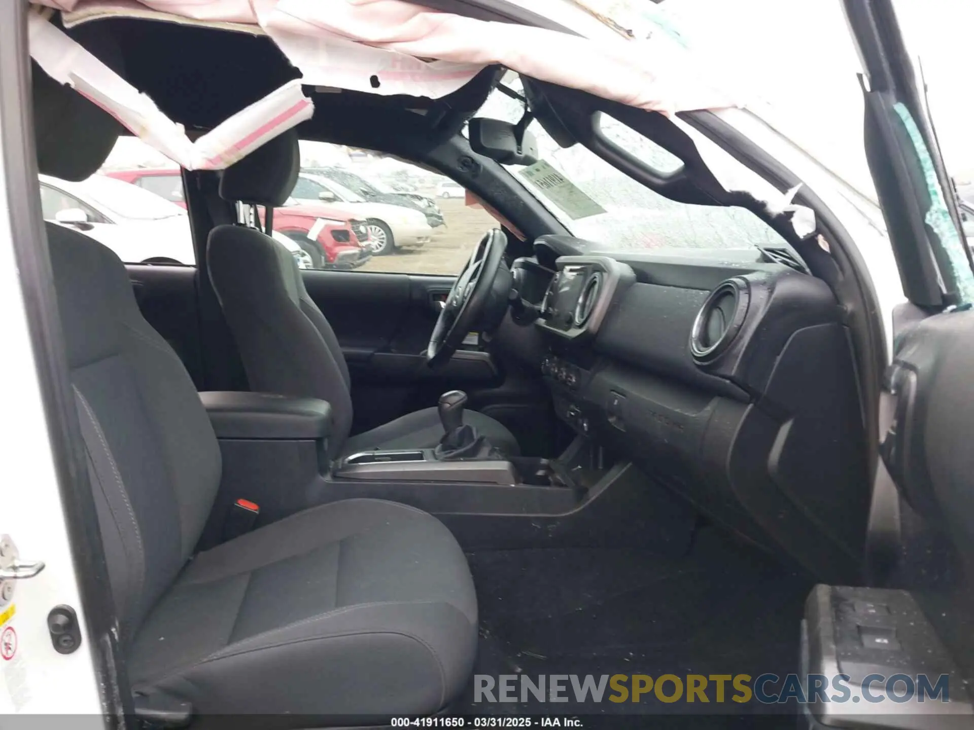 5 fotografías del automóvil dañado 3TMDZ5BN0KM069526 TOYOTA TACOMA 2019