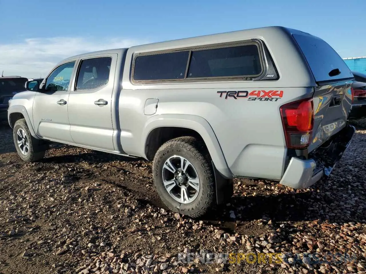 3 fotografías del automóvil dañado 3TMDZ5BN0KM069736 TOYOTA TACOMA 2019