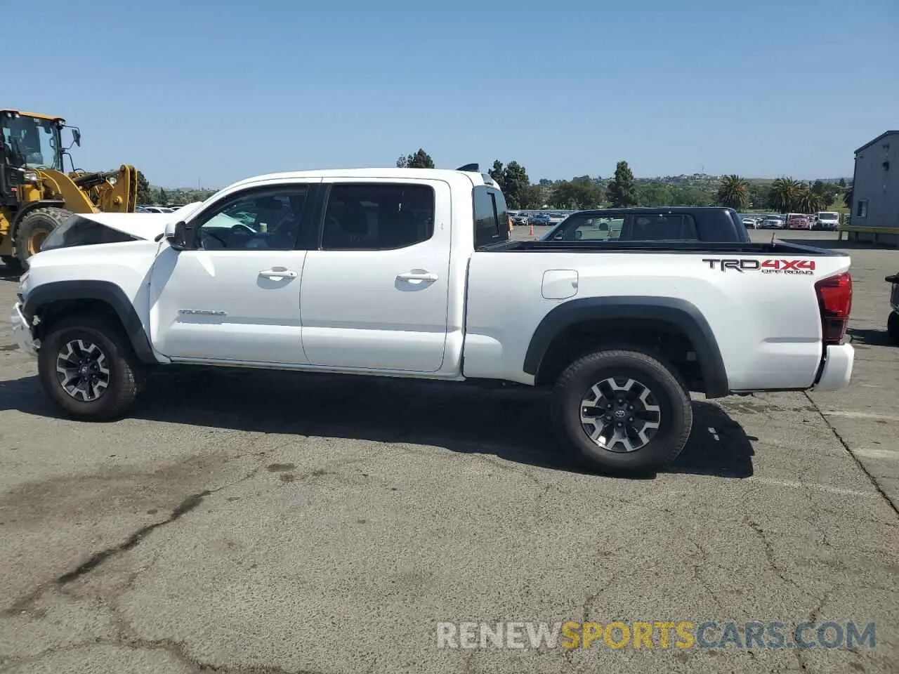 2 fotografías del automóvil dañado 3TMDZ5BN0KM071311 TOYOTA TACOMA 2019