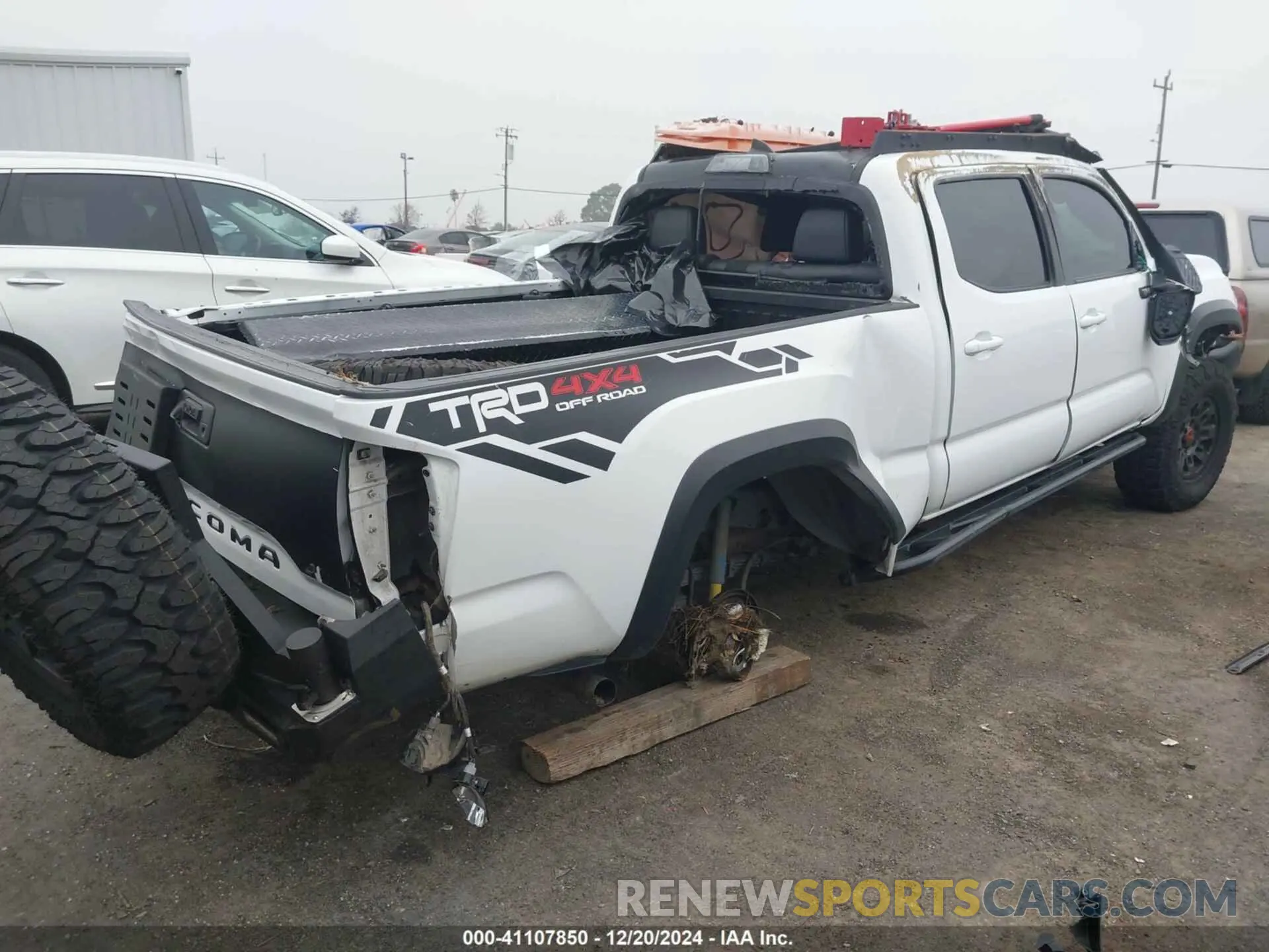 4 fotografías del automóvil dañado 3TMDZ5BN0KM073043 TOYOTA TACOMA 2019