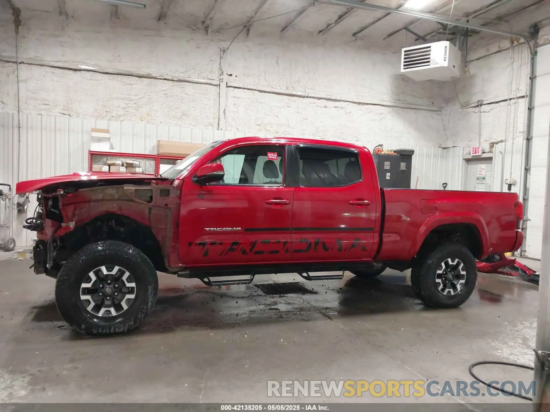 15 fotografías del automóvil dañado 3TMDZ5BN0KM076850 TOYOTA TACOMA 2019
