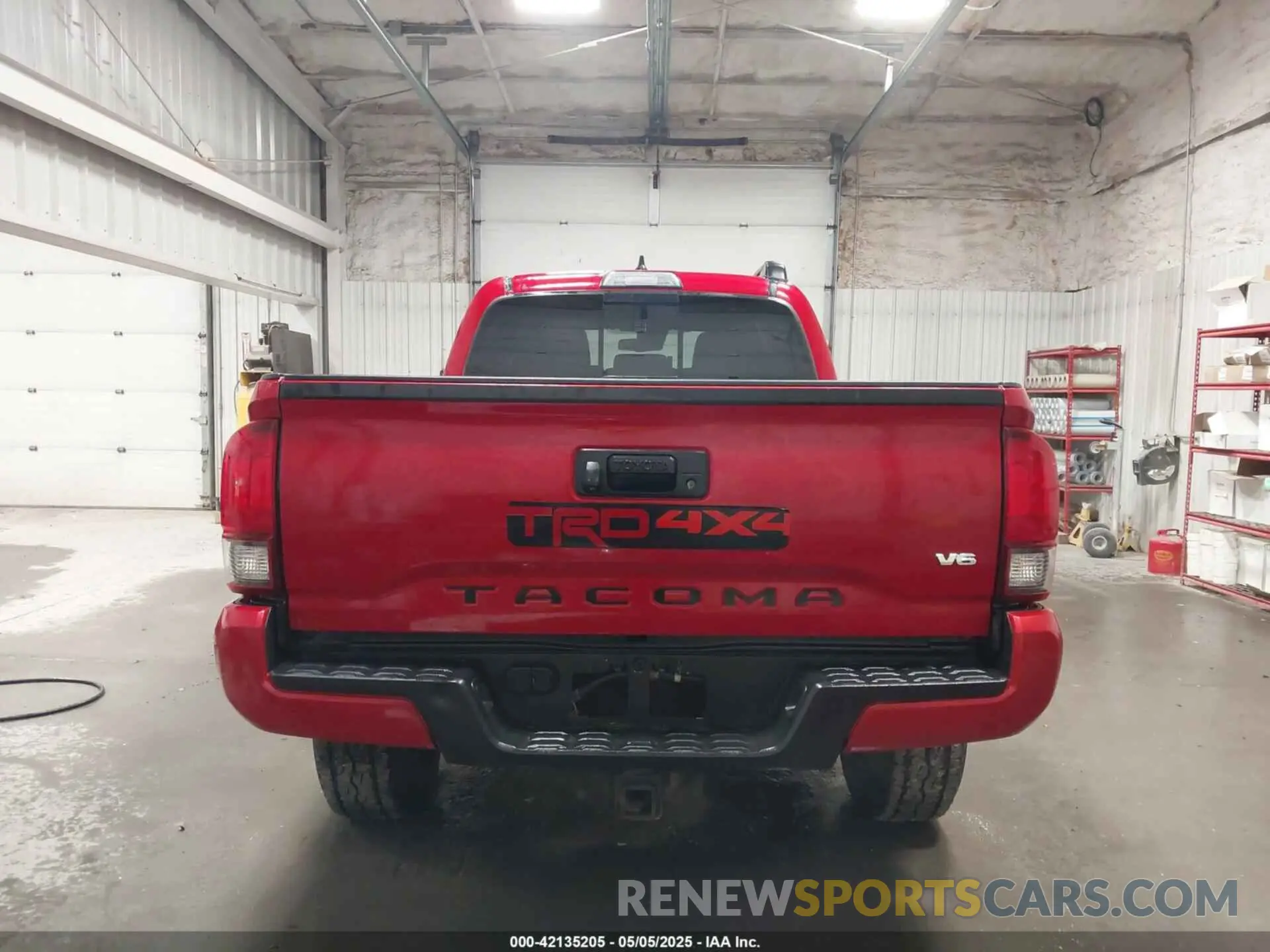 17 fotografías del automóvil dañado 3TMDZ5BN0KM076850 TOYOTA TACOMA 2019
