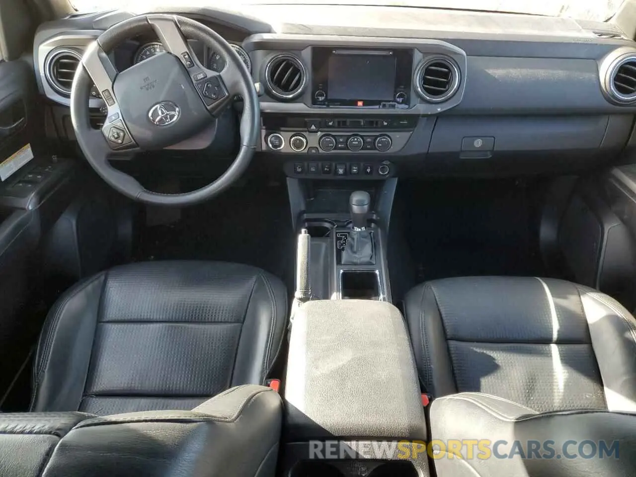 8 fotografías del automóvil dañado 3TMDZ5BN0KM078758 TOYOTA TACOMA 2019