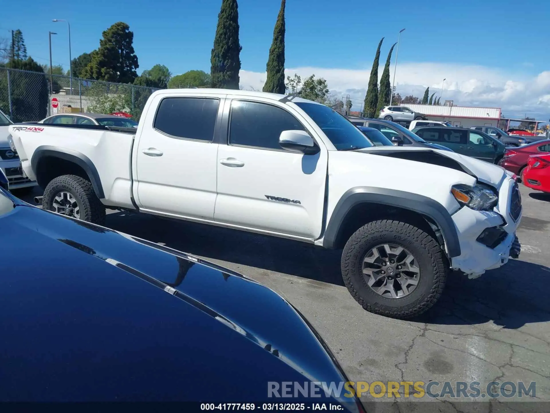 14 fotografías del automóvil dañado 3TMDZ5BN1KM055778 TOYOTA TACOMA 2019