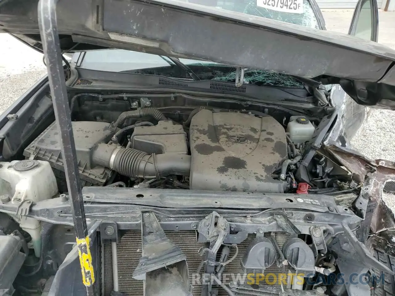 13 fotografías del automóvil dañado 3TMDZ5BN1KM057823 TOYOTA TACOMA 2019