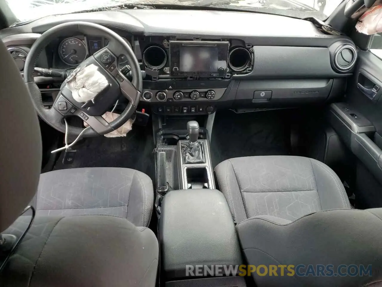 8 fotografías del automóvil dañado 3TMDZ5BN1KM057823 TOYOTA TACOMA 2019