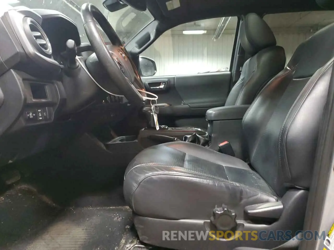 7 fotografías del automóvil dañado 3TMDZ5BN2KM059614 TOYOTA TACOMA 2019