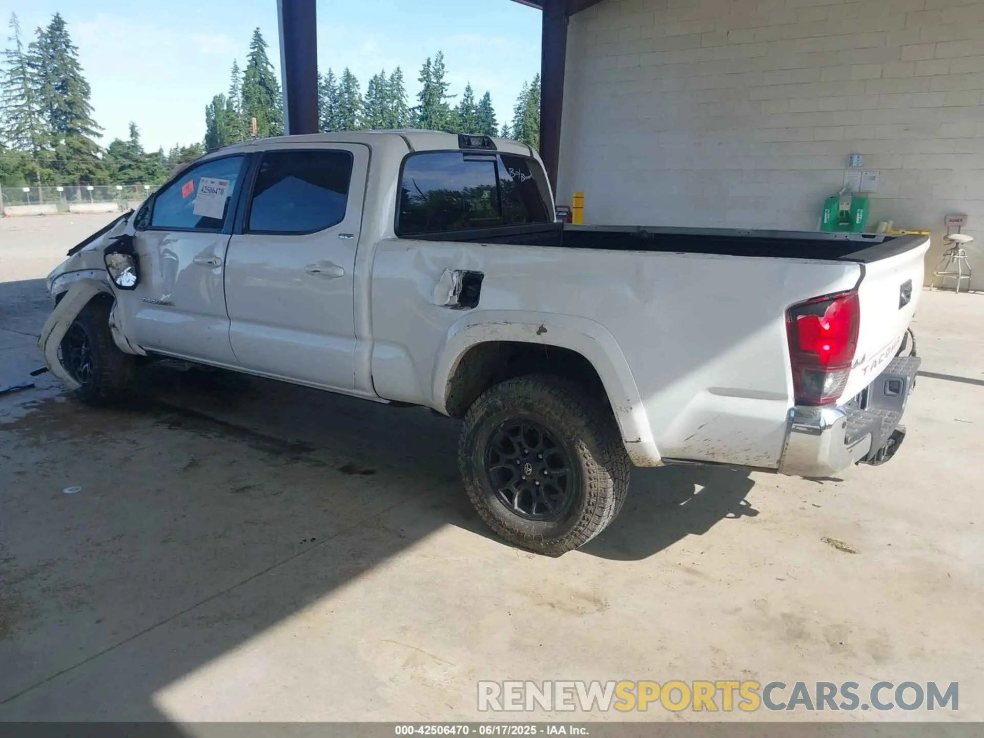 3 fotografías del automóvil dañado 3TMDZ5BN2KM077627 TOYOTA TACOMA 2019