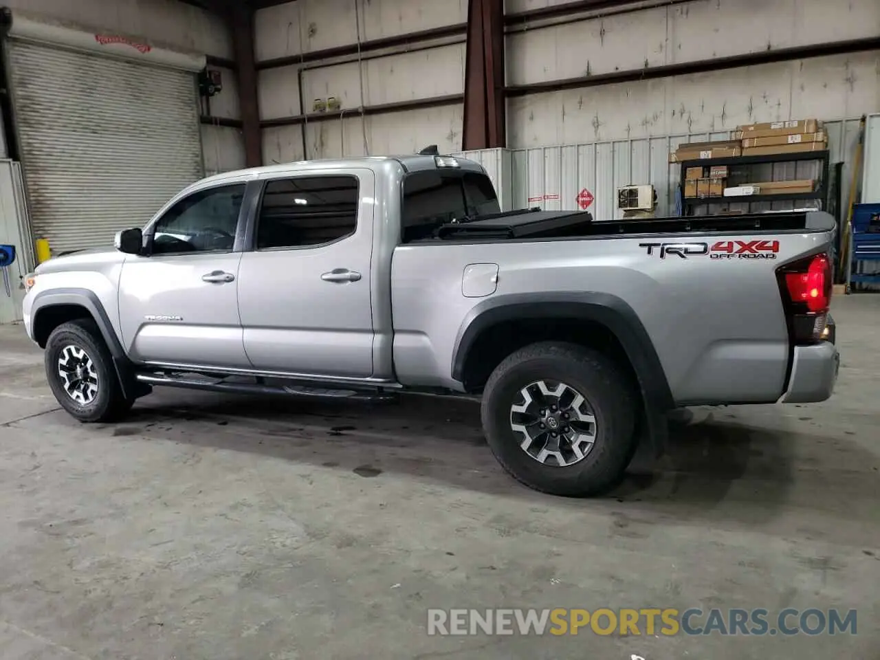 2 fotografías del automóvil dañado 3TMDZ5BN3KM062134 TOYOTA TACOMA 2019