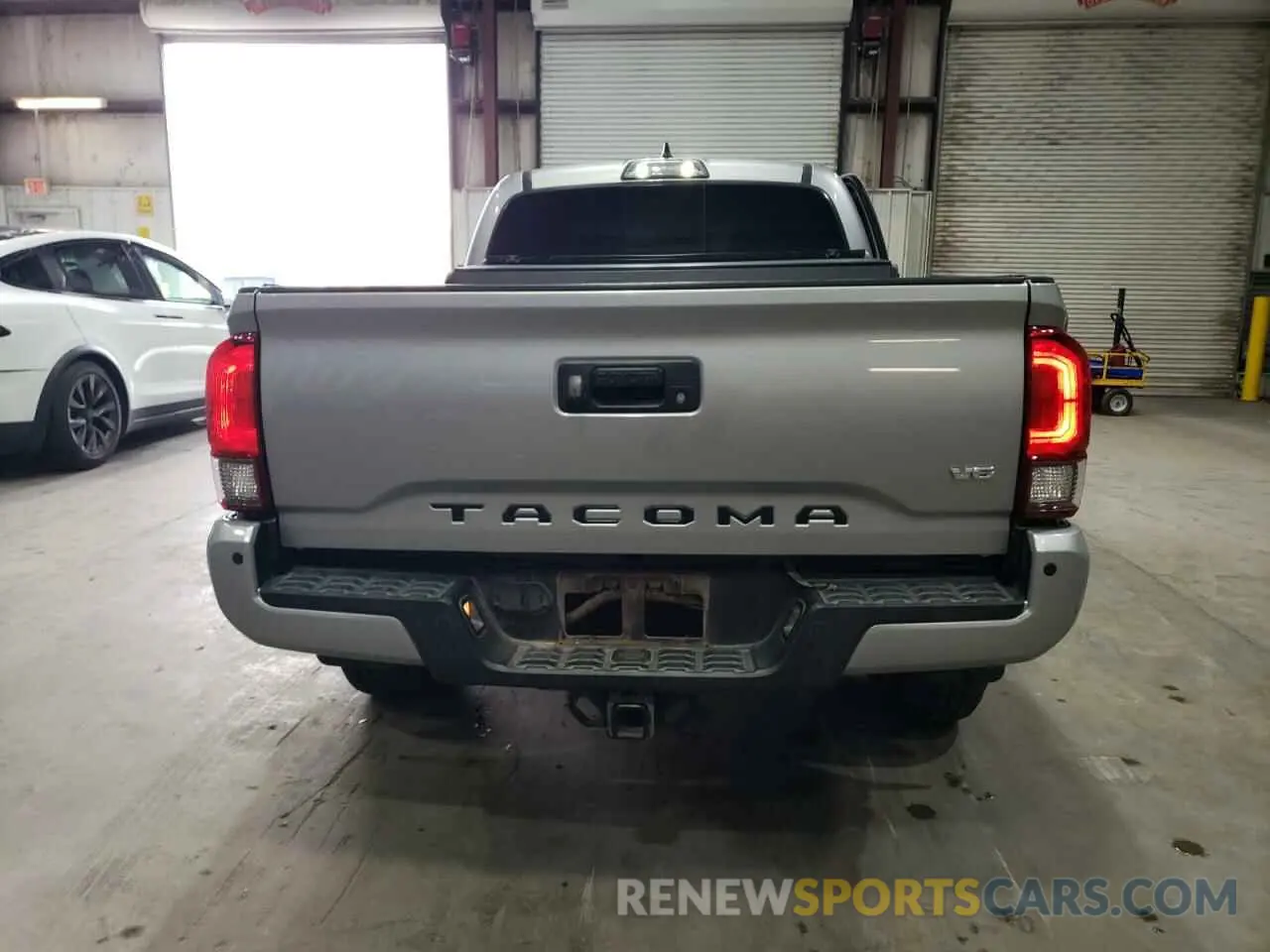 6 fotografías del automóvil dañado 3TMDZ5BN3KM062134 TOYOTA TACOMA 2019